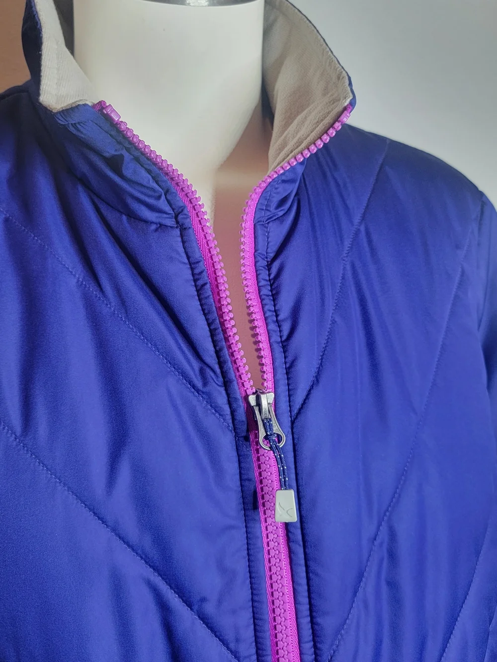 Eddie Bauer Jacket Womens XL Blue Pink Full Zip Insulated Long Sleeve Short